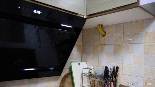 如何让厨房更有氛围 试试这款几光无线橱柜灯